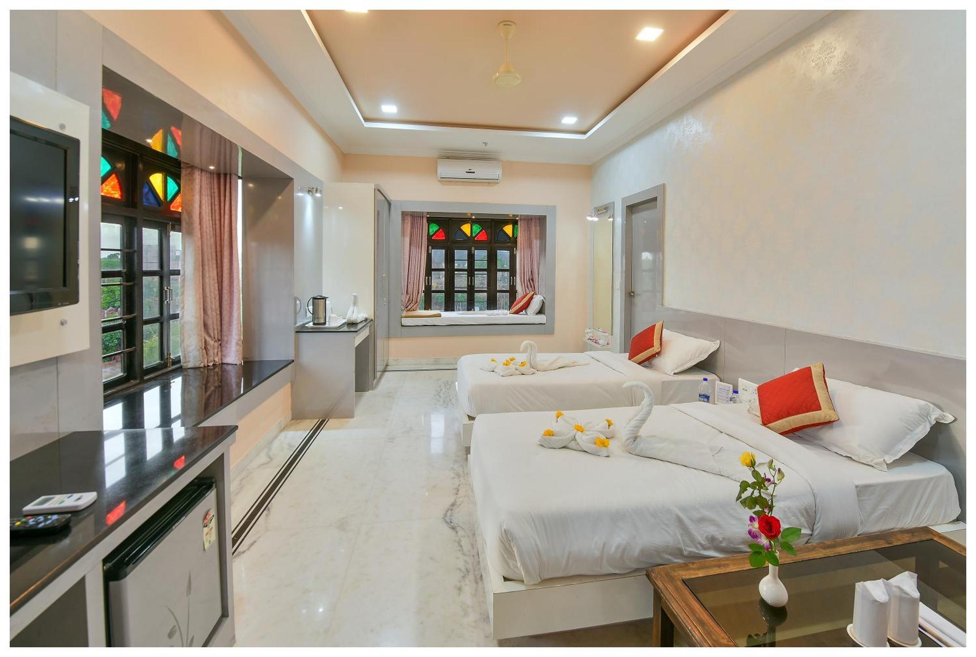 Garh Govind Resort Джодпур Екстериор снимка