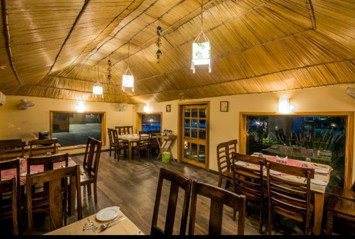 Garh Govind Resort Джодпур Екстериор снимка